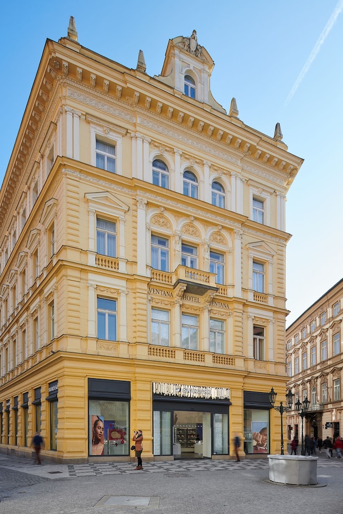 Ventana Hotel Prague 63/71