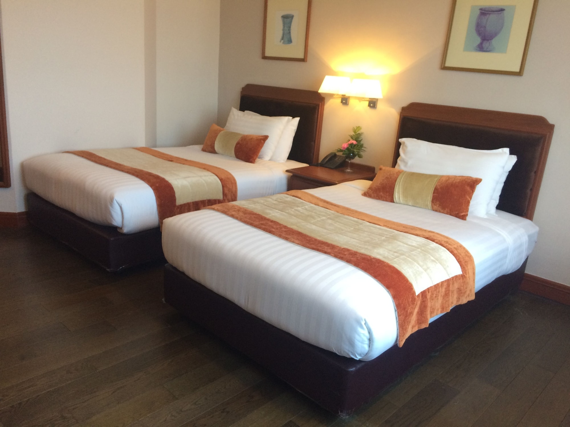 SUPERIOR, DOUBLE BED