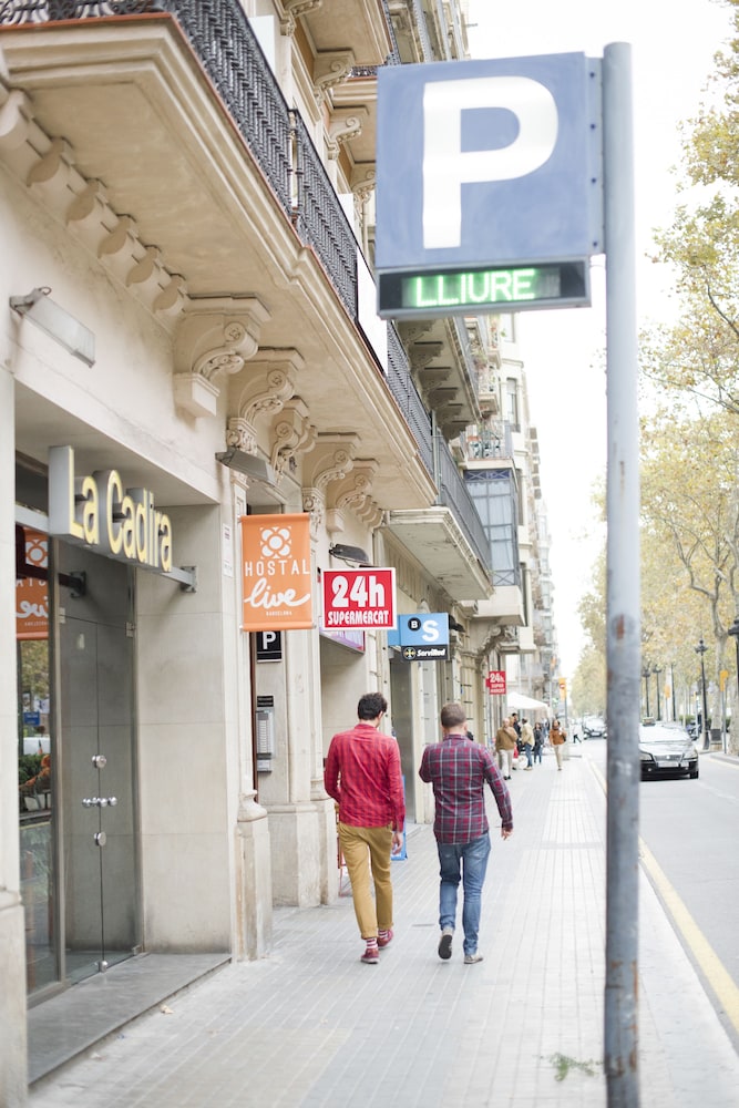 Hostal Live Barcelona 5/51