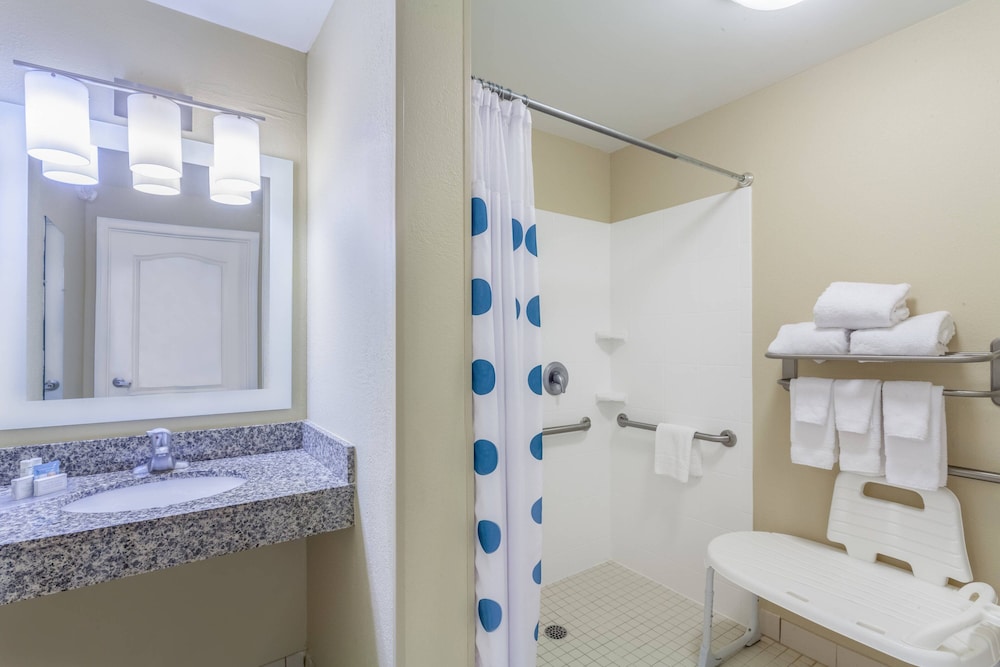 TownePlace Suites by Marriott Huntsville 9/32
