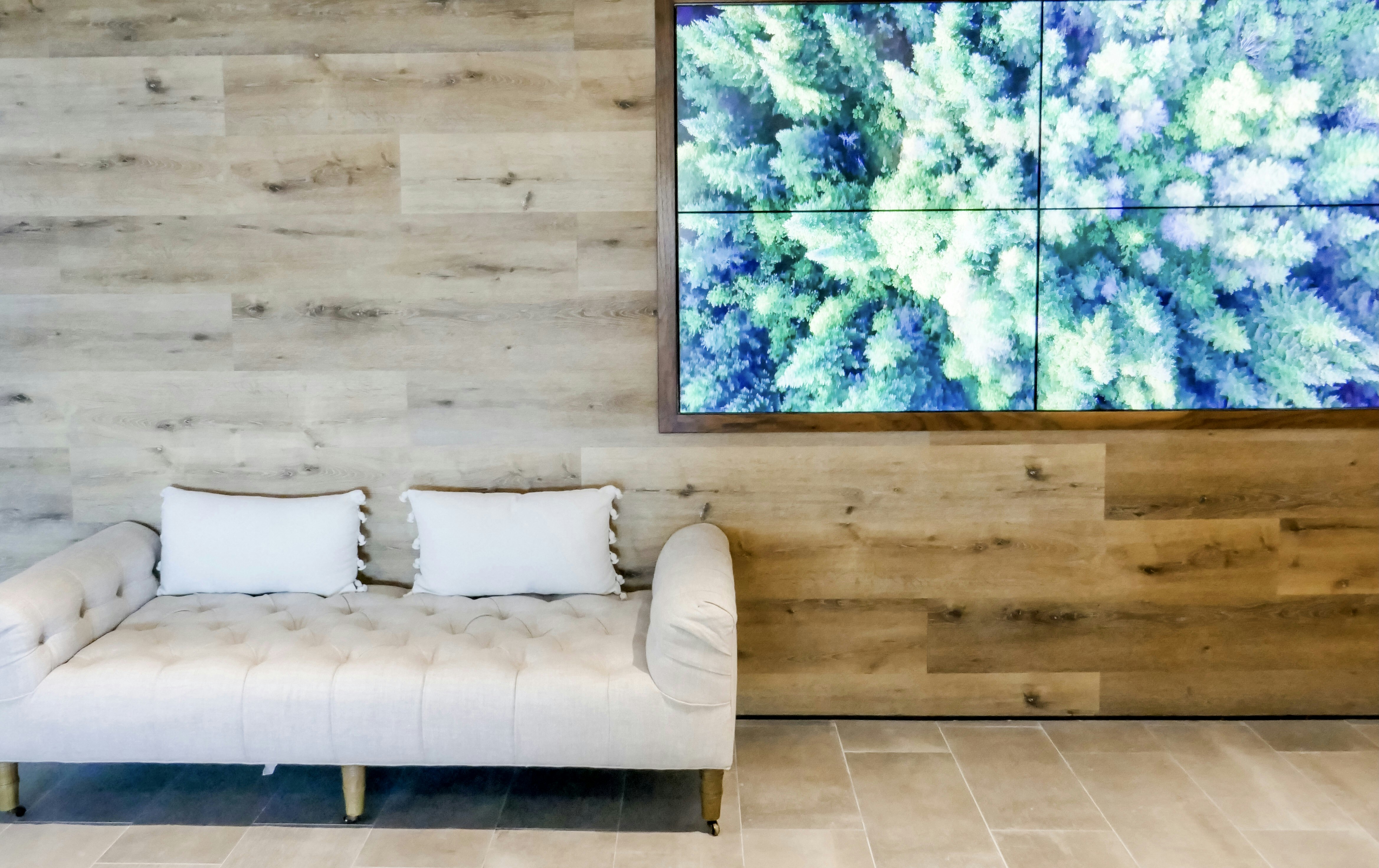 La Jolla Cove Suites 13/65
