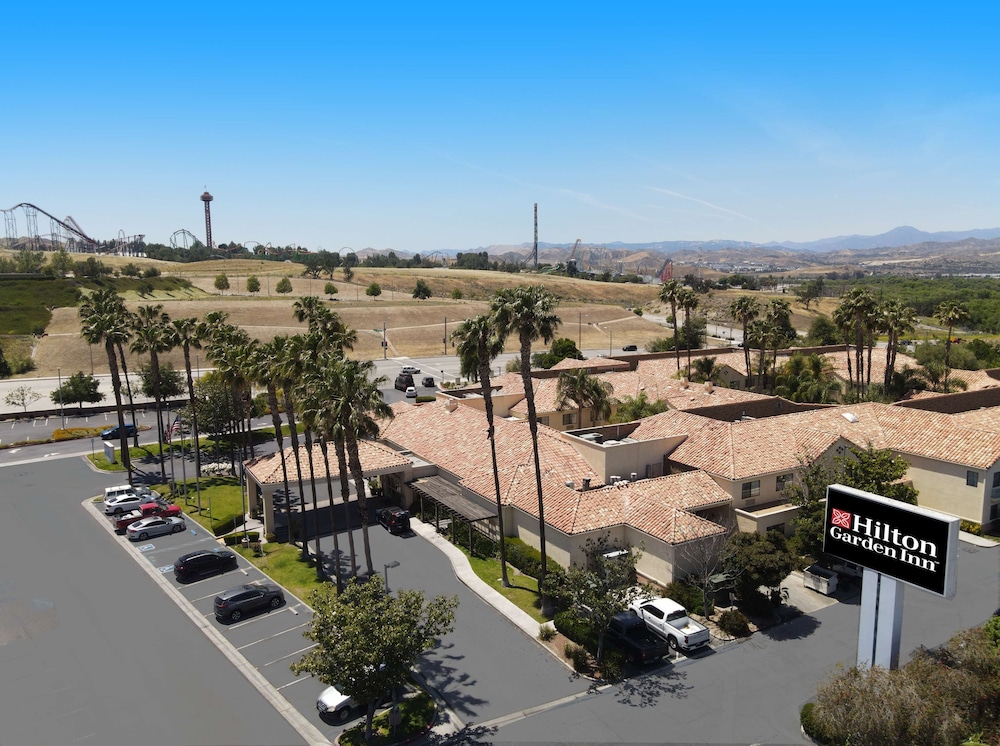 Hilton Garden Inn Valencia Six Flags in VALENCIA - CA