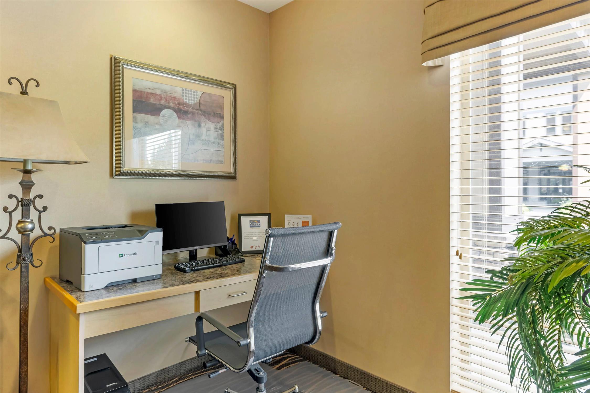 Sleep Inn and Suites Redmond, OR 27/34
