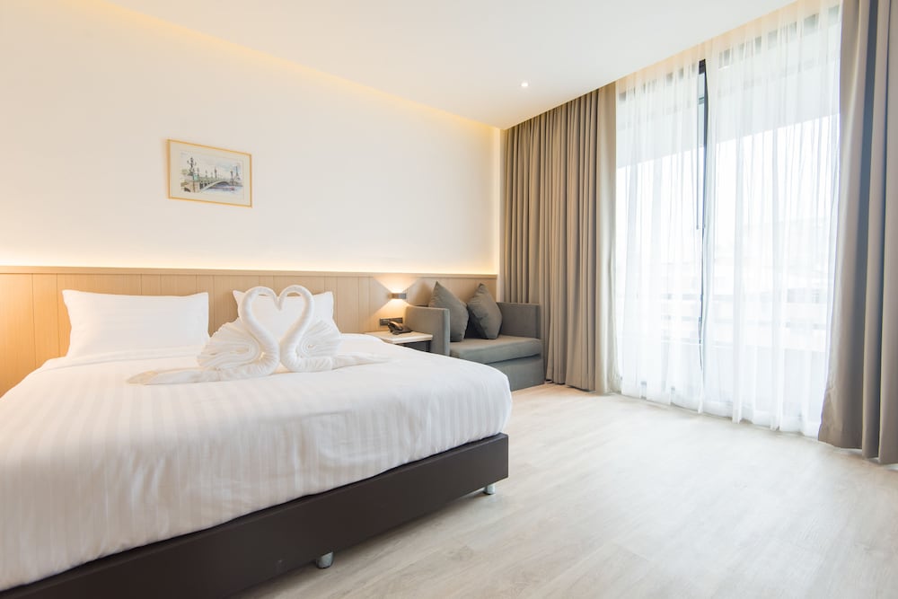 SUPERIOR, DOUBLE BED