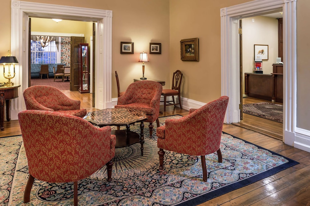 Hampton Inn Lexington-Historic District 33/51