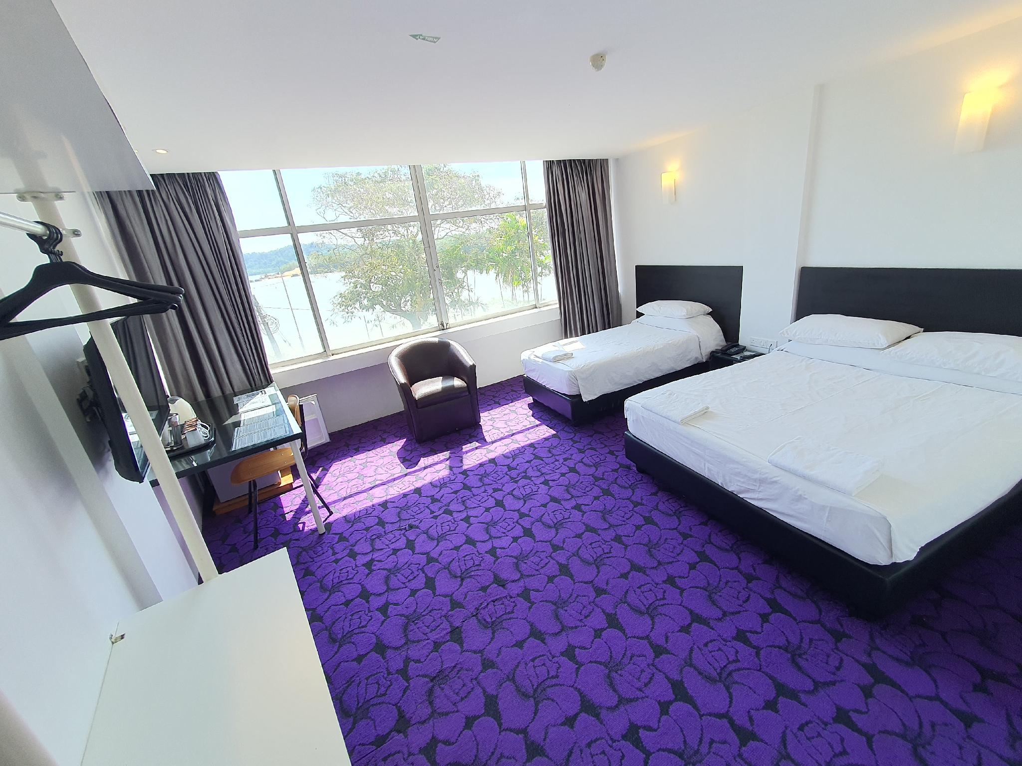 Riverine Garden Hotel 16/39