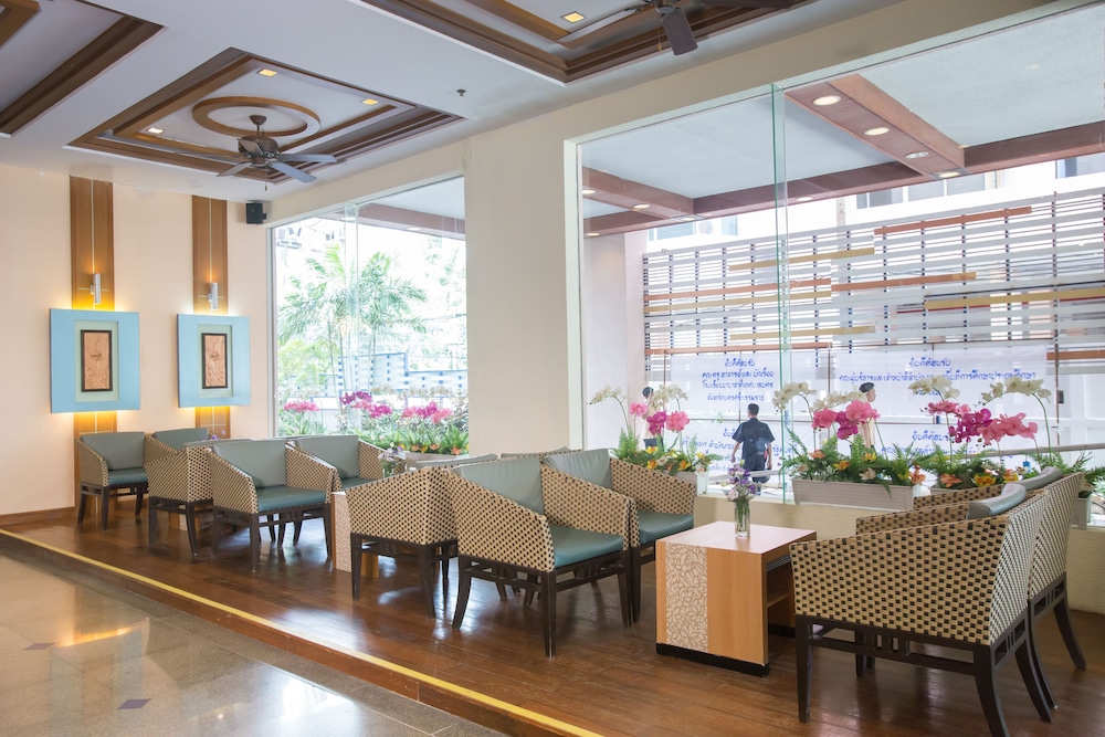 Asia Cha Am Hotel 25/50