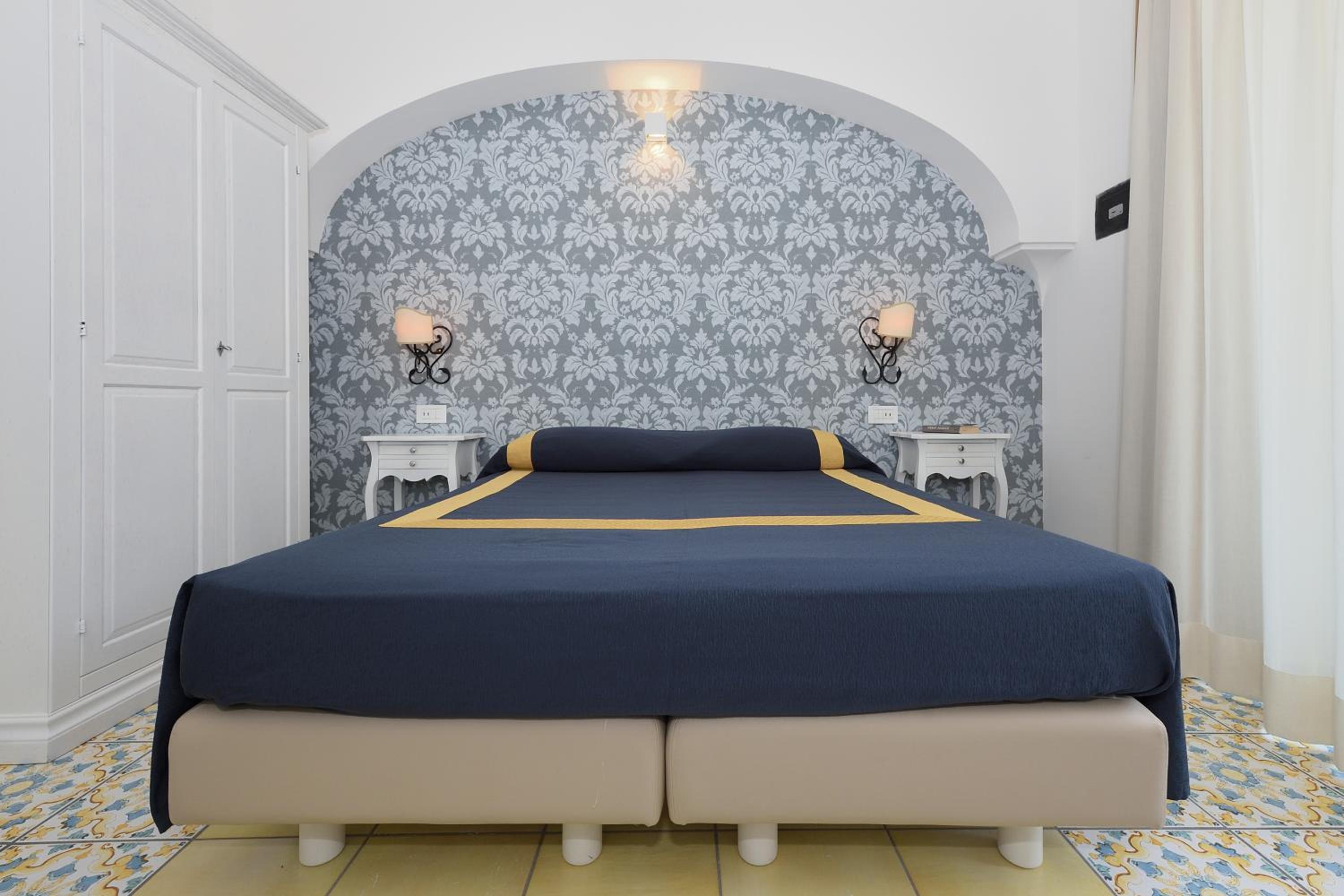 Hotel Settebello 27/50