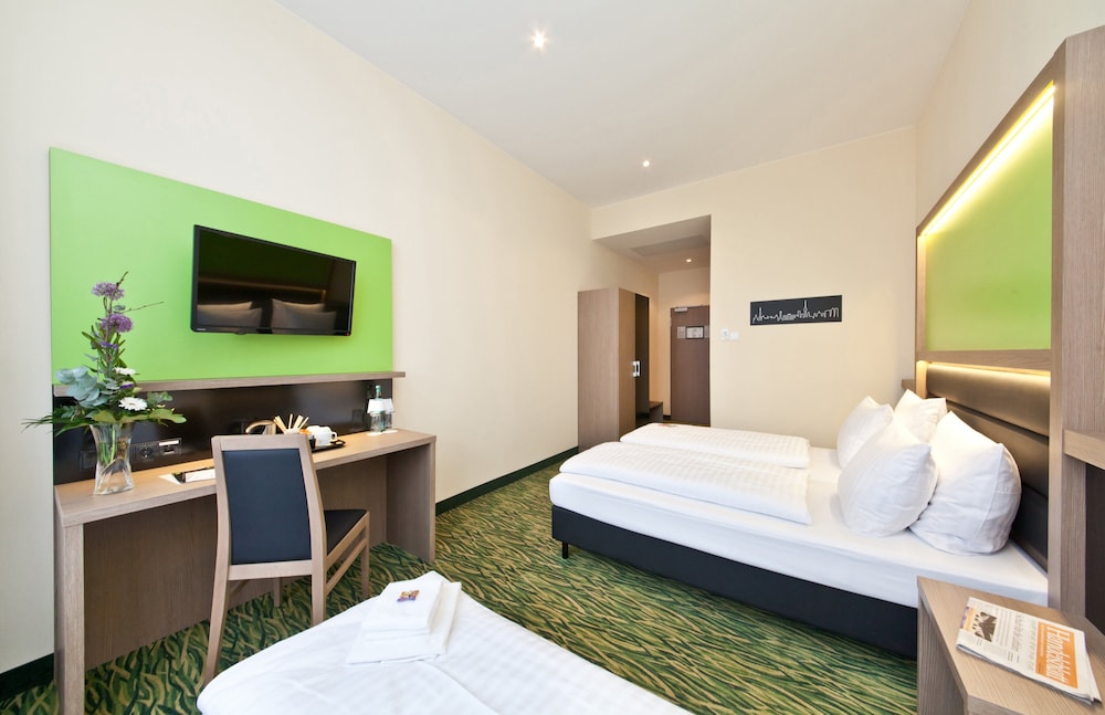 Garner Hotel Berlin - Charlottenburgm, an IHG Hotel 14/82