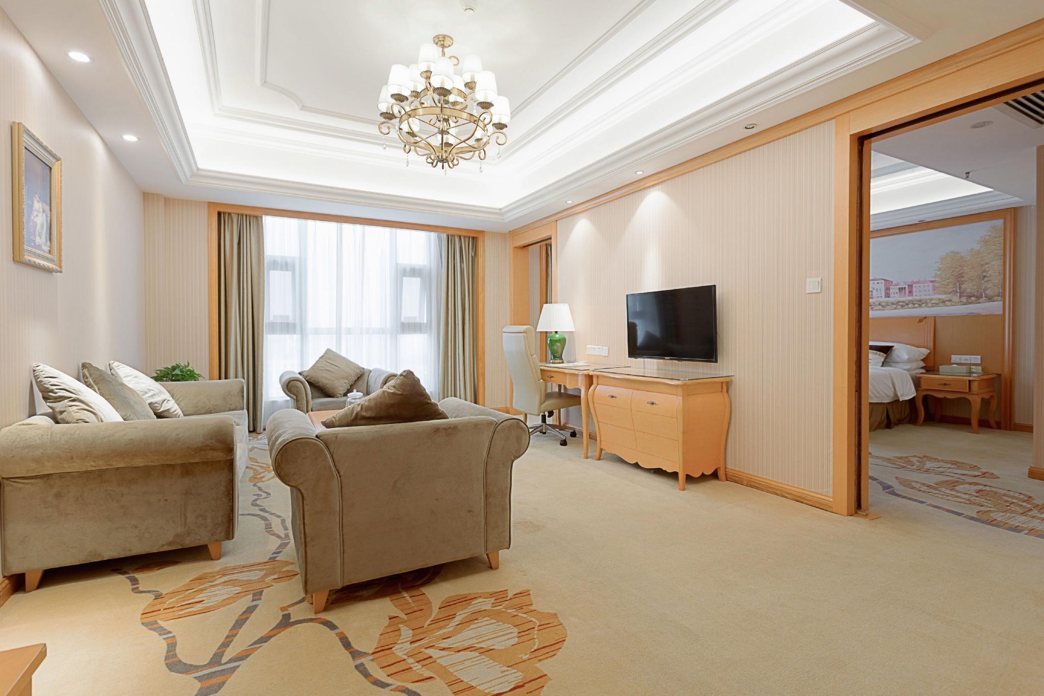 Vienna International Hotel (Xi'an Terra Cotta Warriors) 36/43