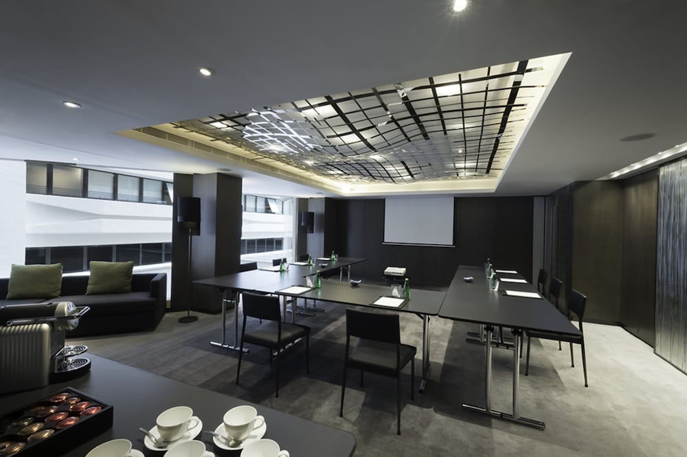 Gateway Hotel 44/50