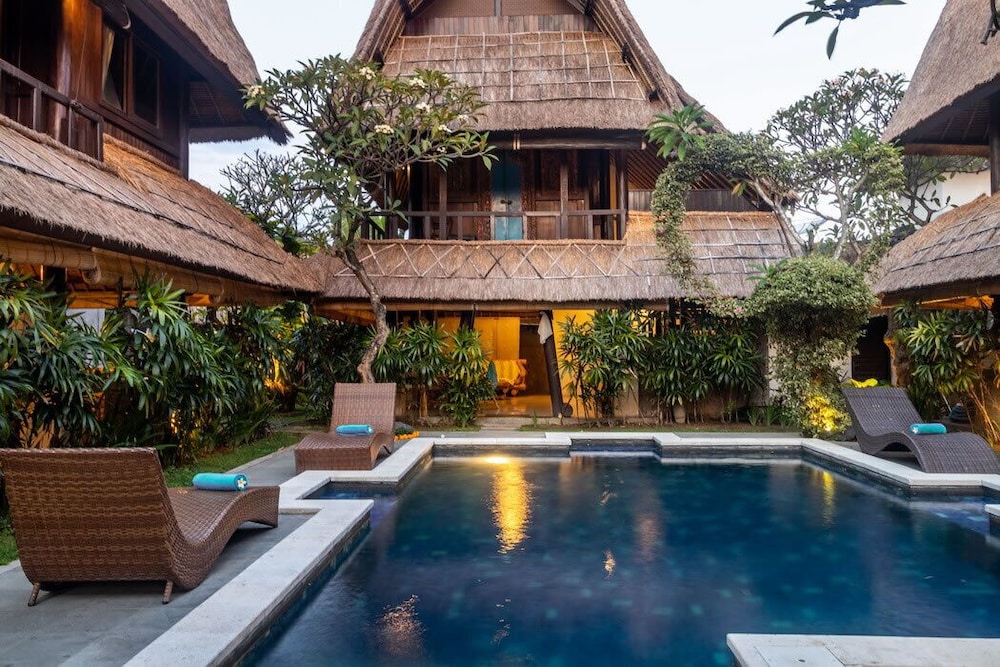 Radiant Jepun Villa 7/37