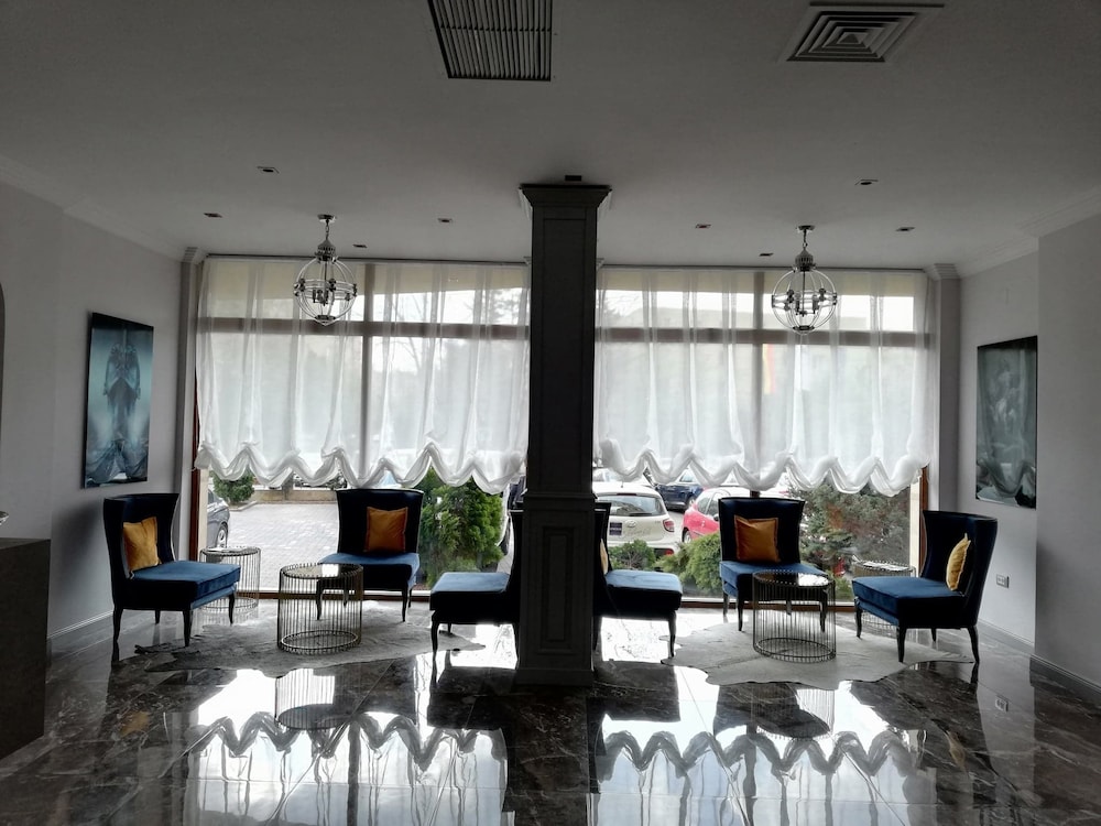 ROYAL CLASSIC HOTEL 20/44