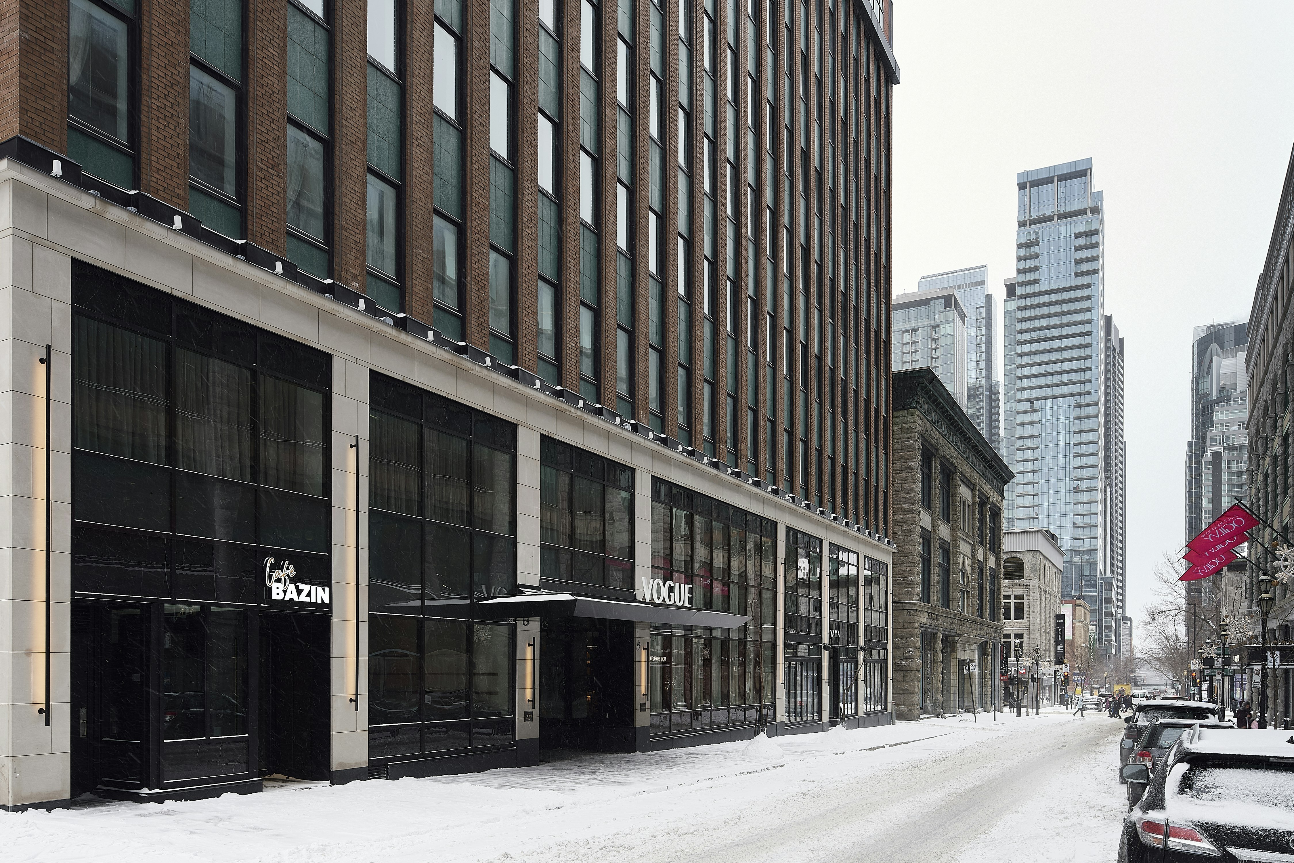 Vogue Hotel Montreal Downtown, Curio Collection by Hilton 47/50