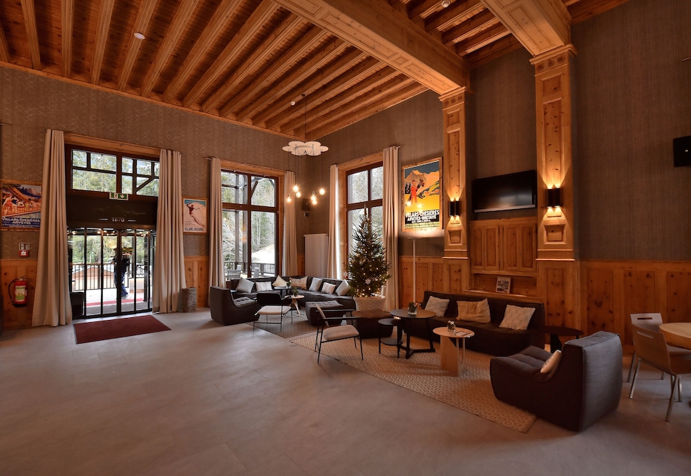 Villars Lodge 26/50