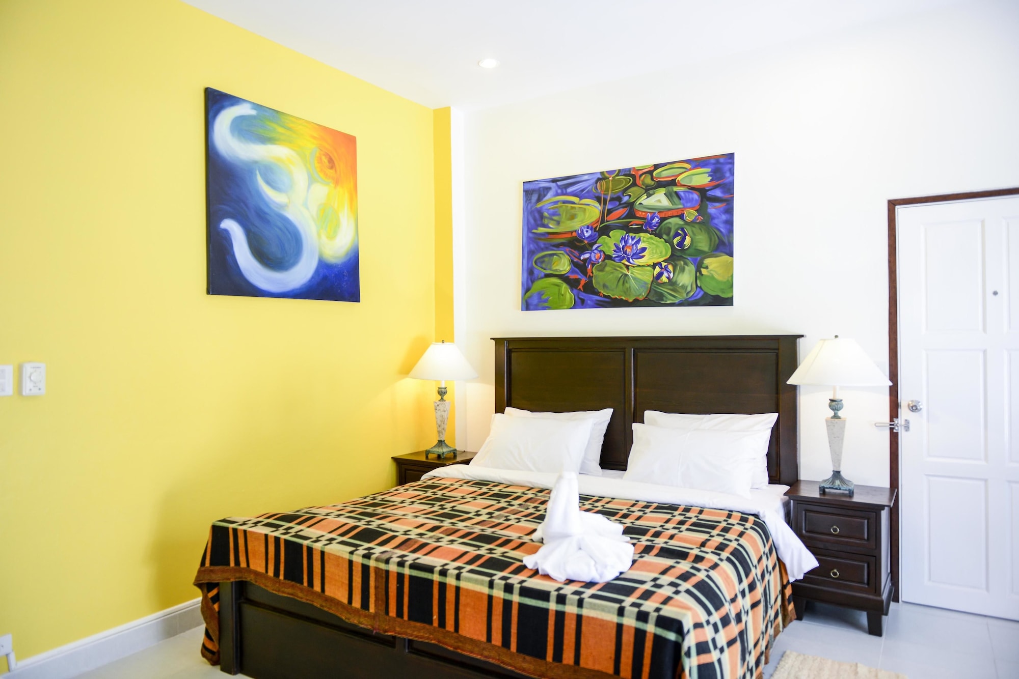 2 BEDROOMS, FAMILY SUITE