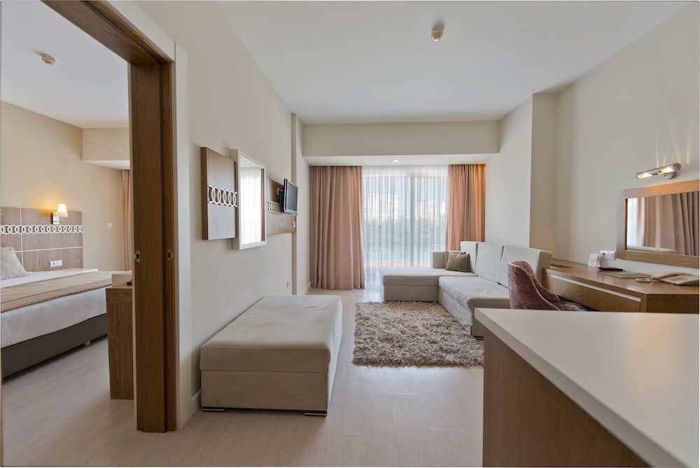 Nashira City Resort Hotel 18/50