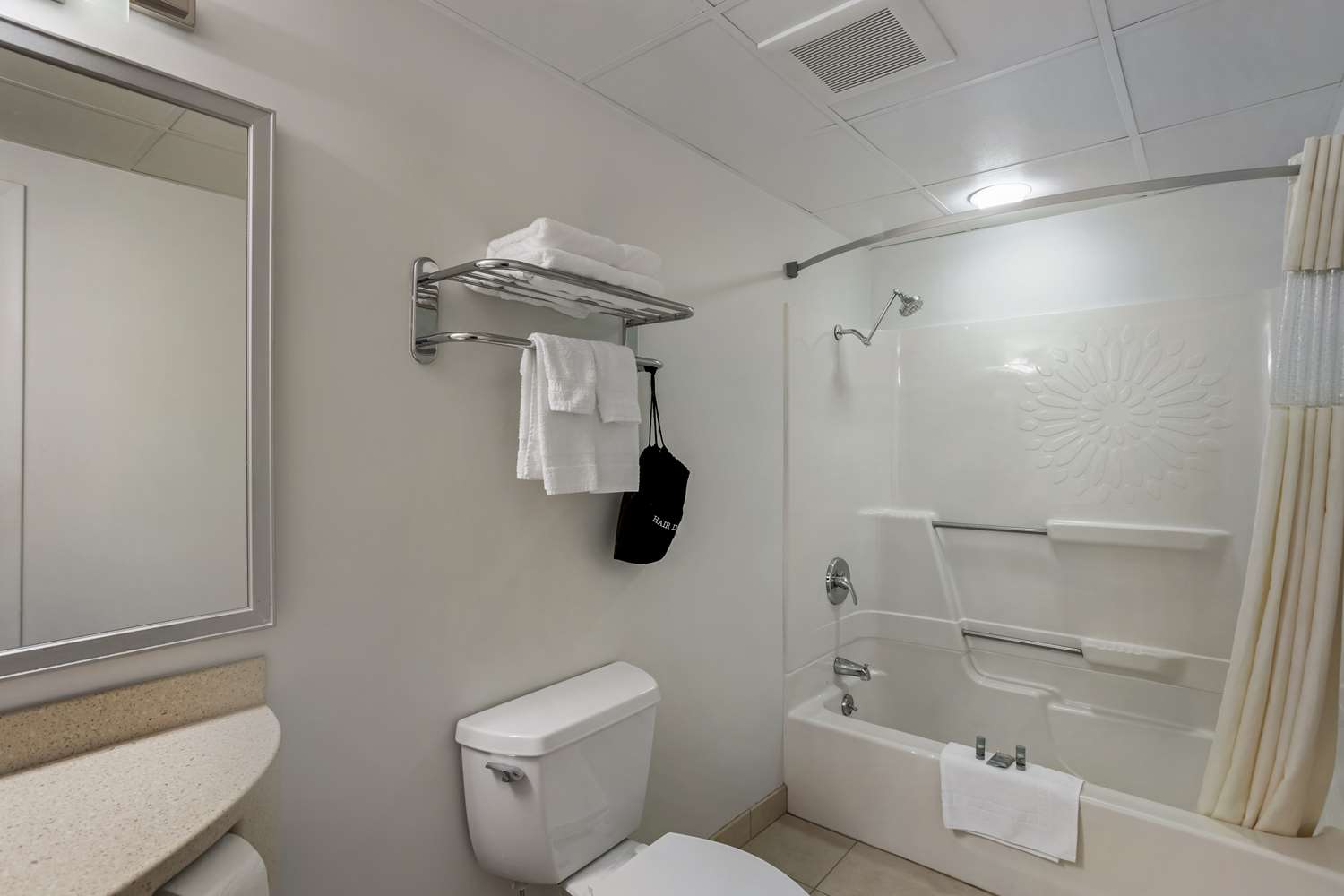 جناح بسرير كينج مع أريكة، Best Western Dubois Hotel 4/6