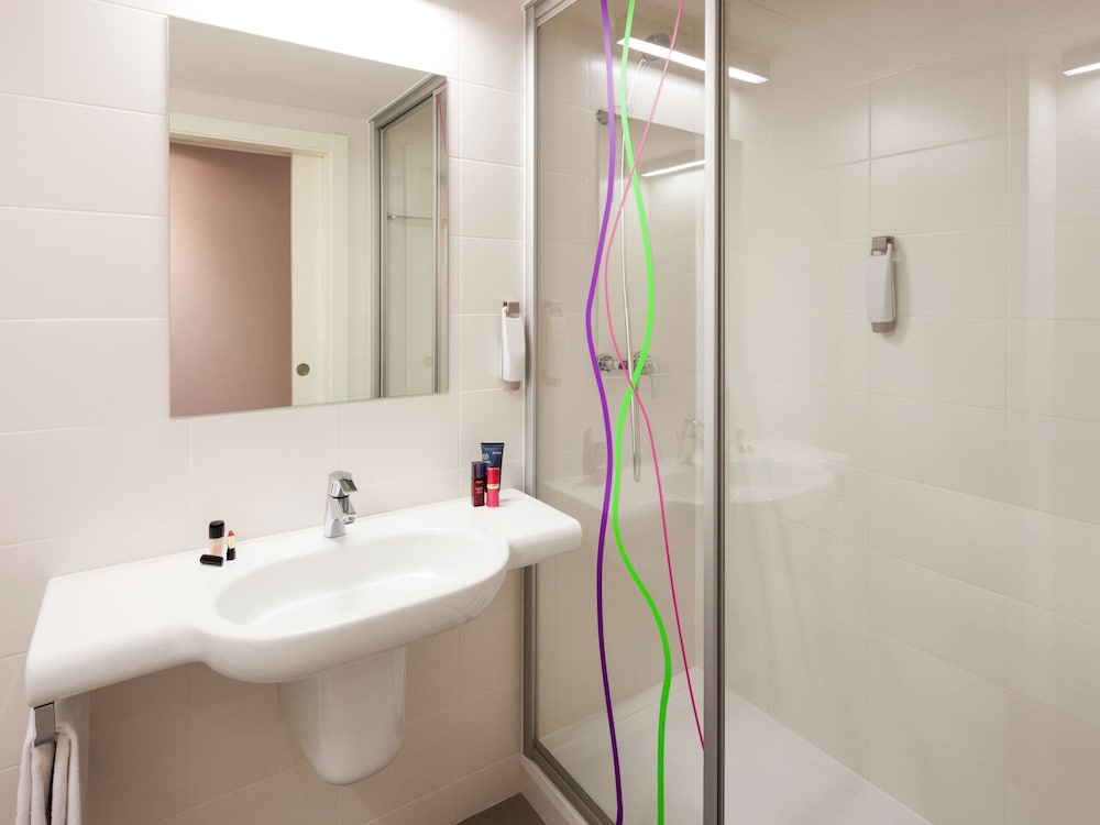 Ibis Styles Lleida Torrefarrera 14/60