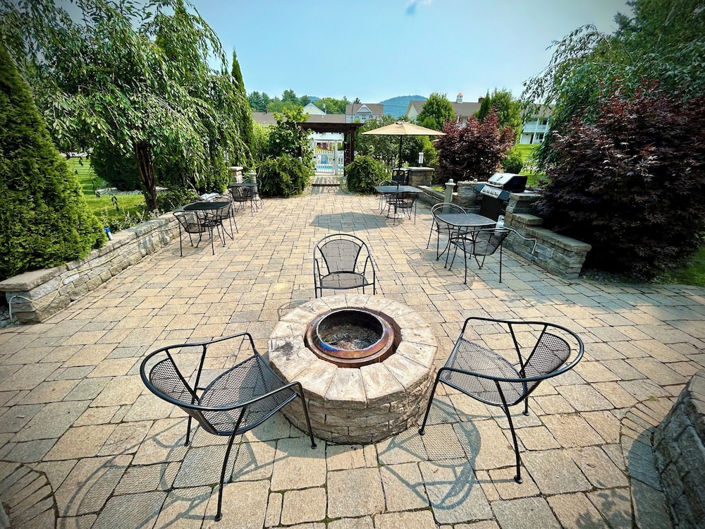 Golden Gables Inn Dazzler Select by Wyndham 36/60
