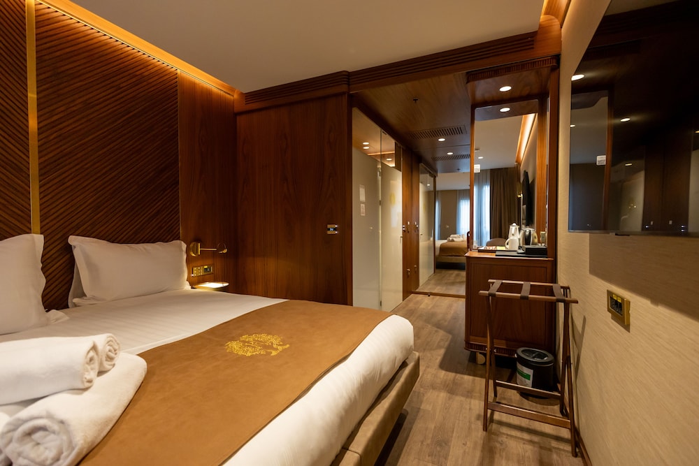 Kate Hotel Special Class 17/64