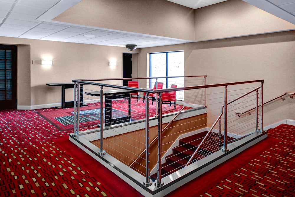 Courtyard By Marriott St Cloud Le St Germain Suite Hotel 18/28
