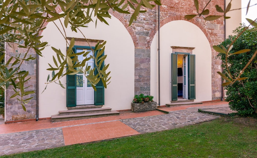 Hotel Villa San Michele 54/58