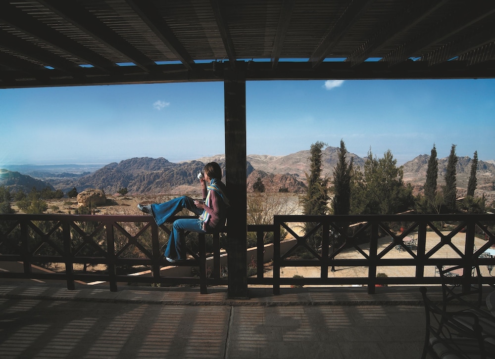 Grand Mercure Petra 54/91