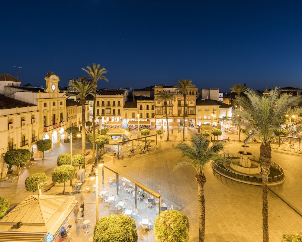Ilunion Merida Palace Hotel 62/66