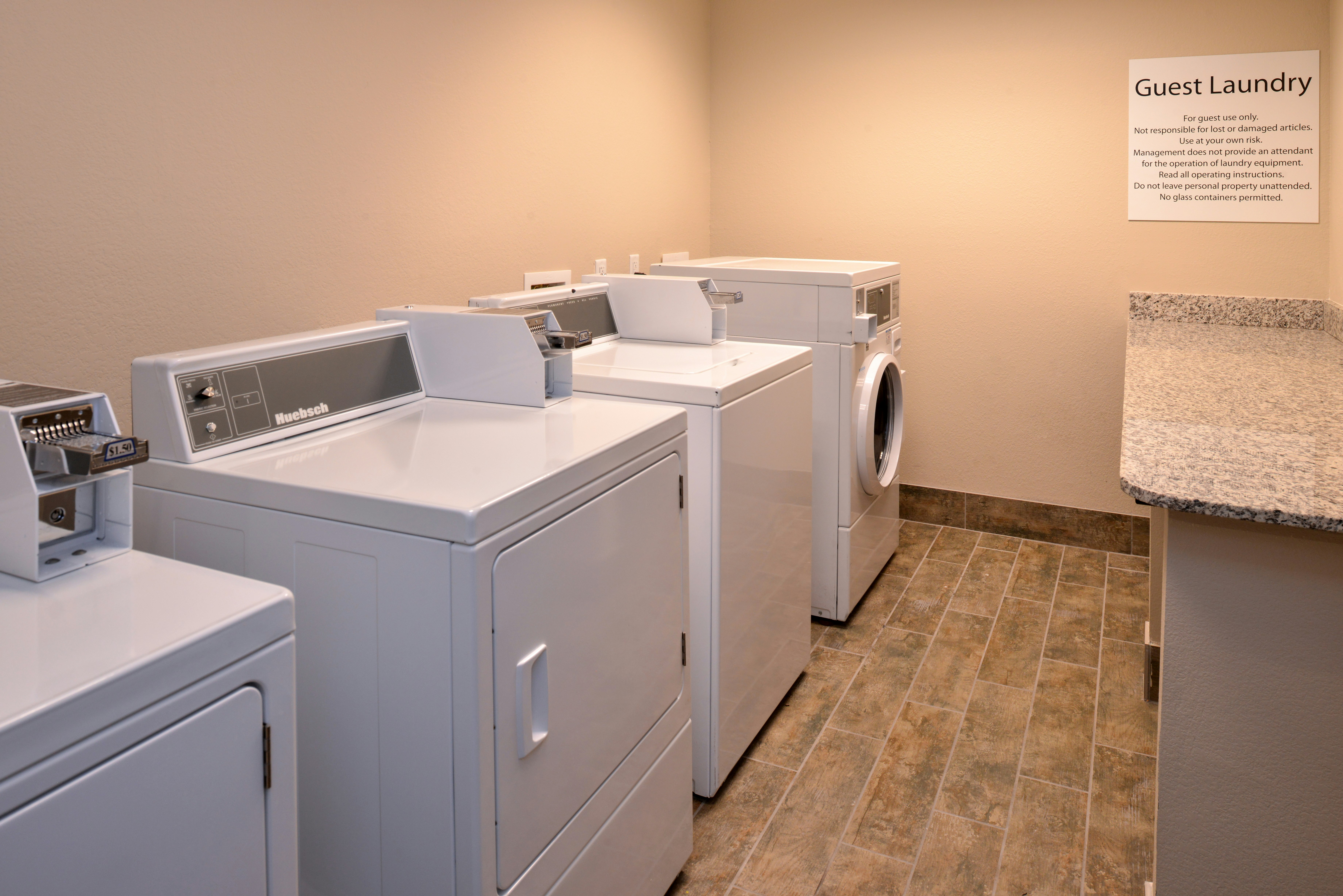 Holiday Inn Express And Suites Williams 44/44