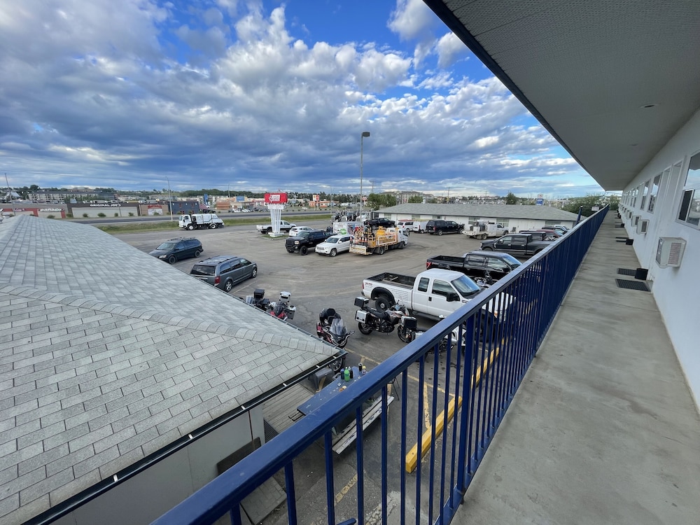 Canadas Best Value Inn Fort St John 15/21