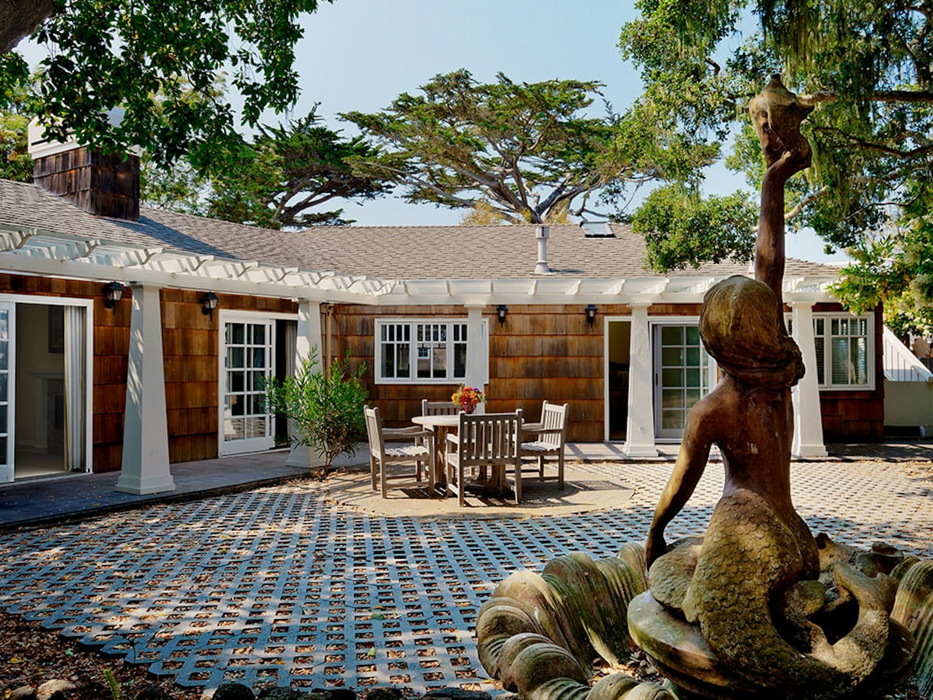 Lighthouse Lodge And Cottages 4/44