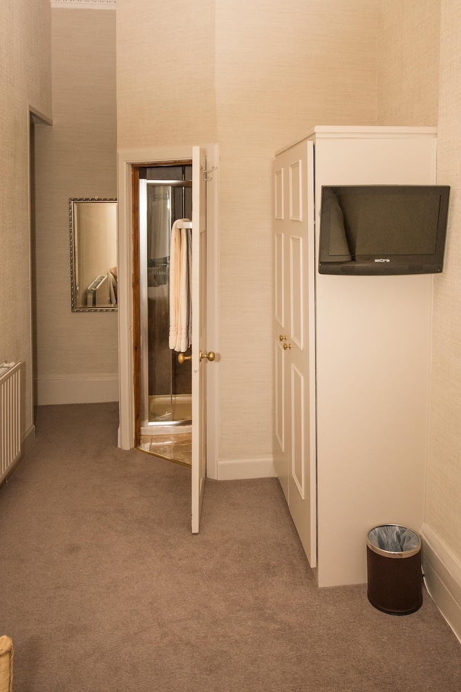 Sherwood Guest House 32/69