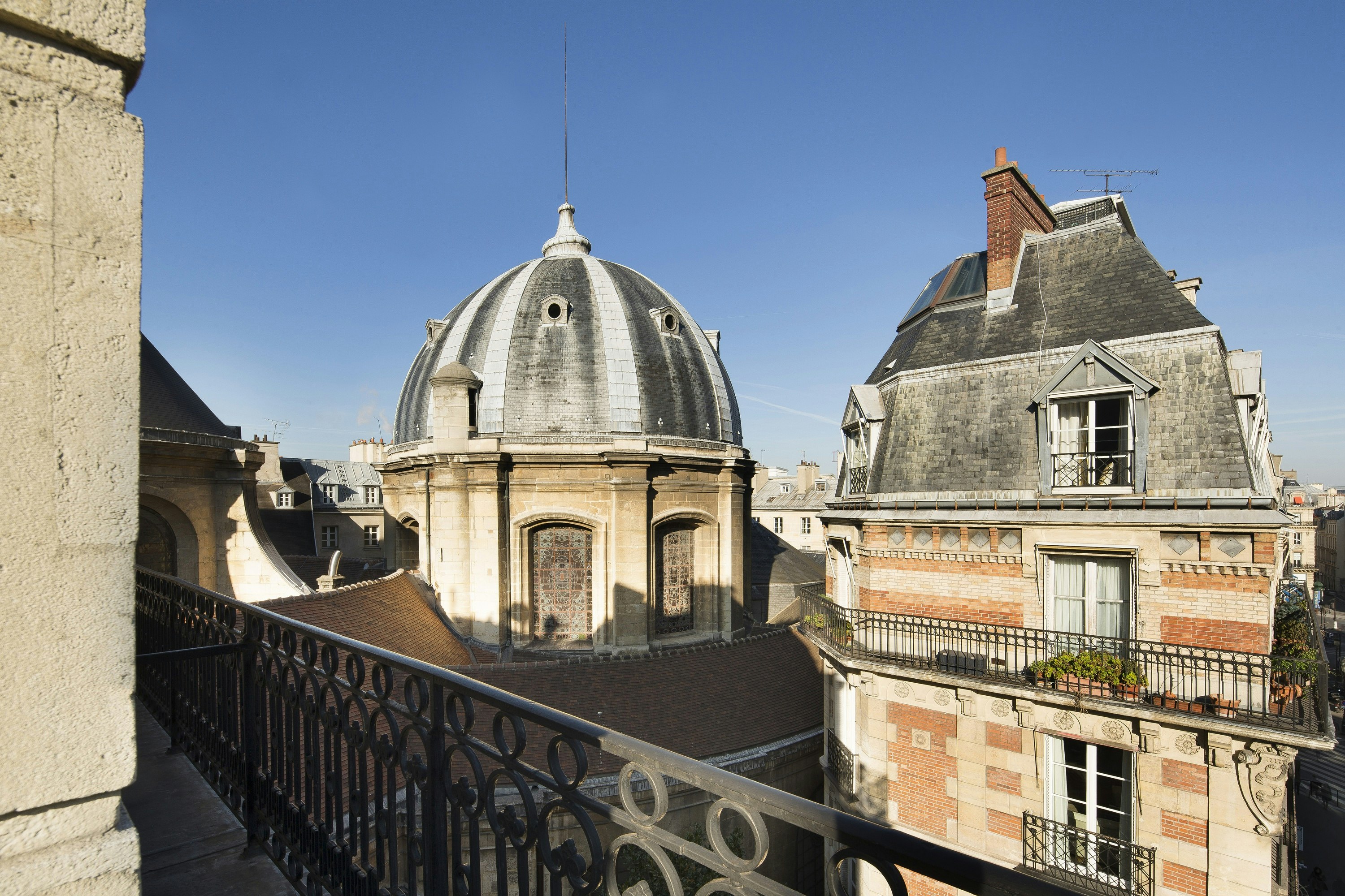 Hotel Lumen Paris Louvre 76/83
