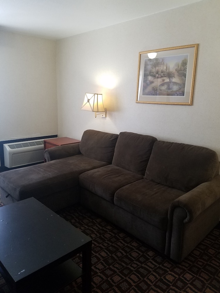 Quality Inn Portland Airport PDX OR 17/34
