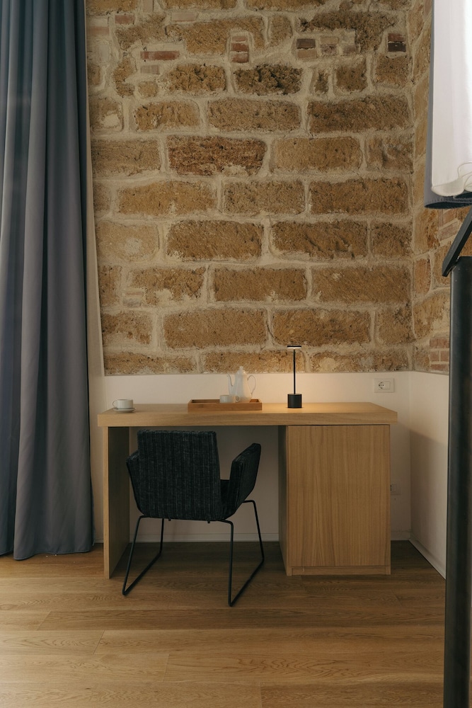 Spasimo Hotellerie 2/50