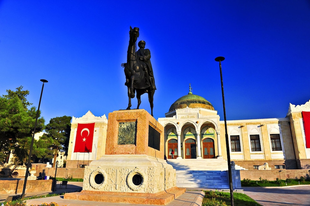 Hotel Mithat 58/60