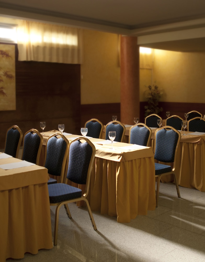BQ Andalucia Beach Hotel 56/63