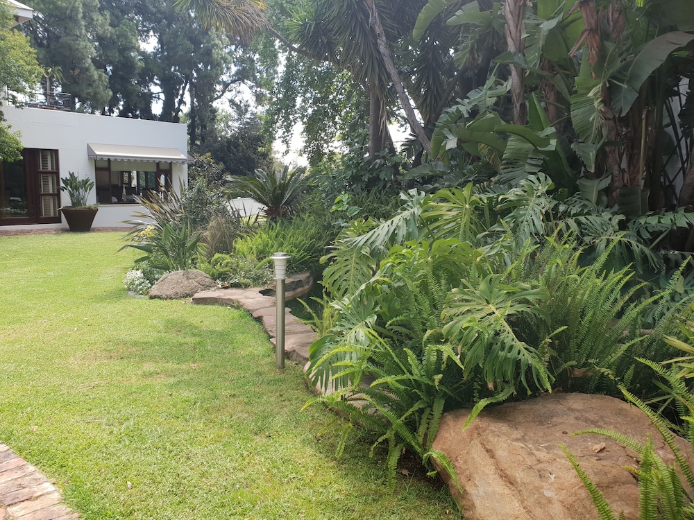 Hyde Park Guest House 59/73