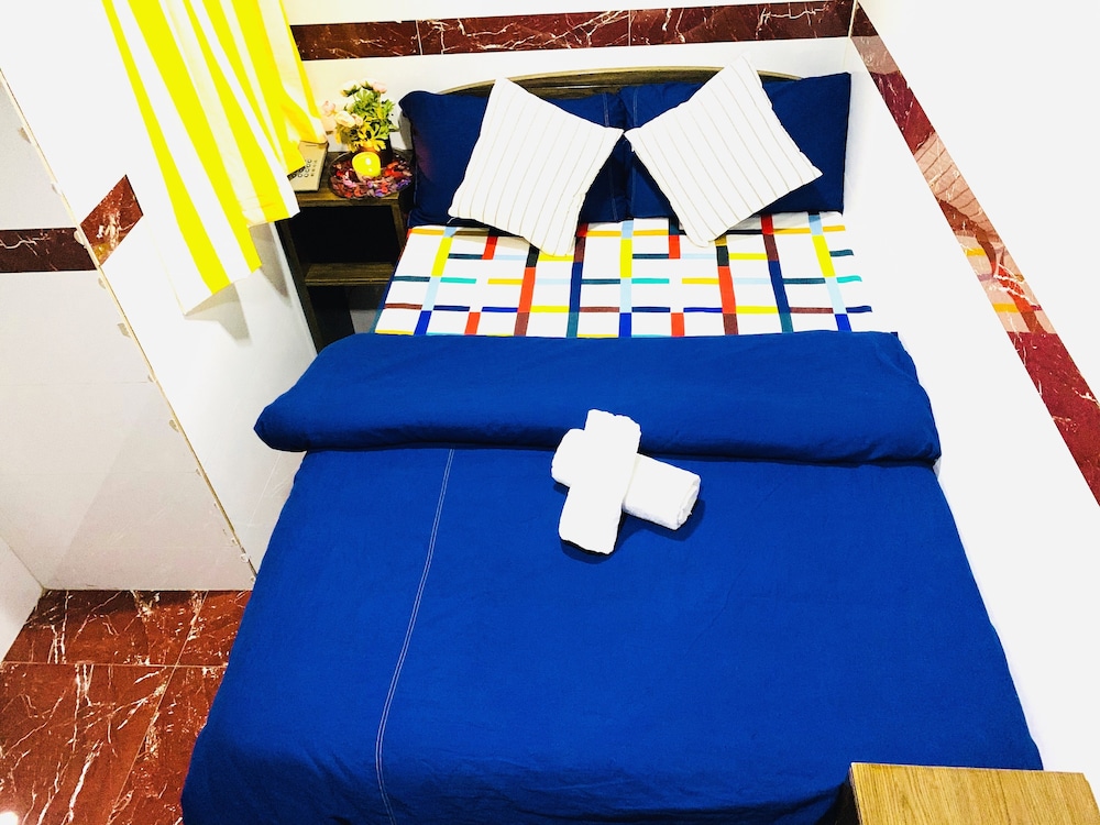 Ashoka Hostel 16/39