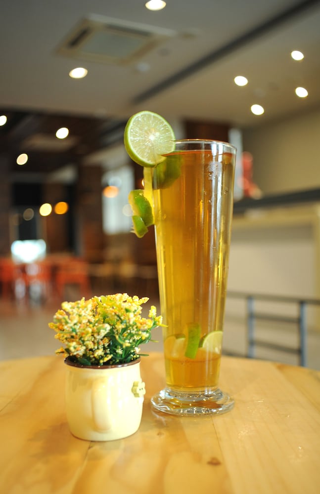 Cleo Hotel Basuki Rahmat 19/46