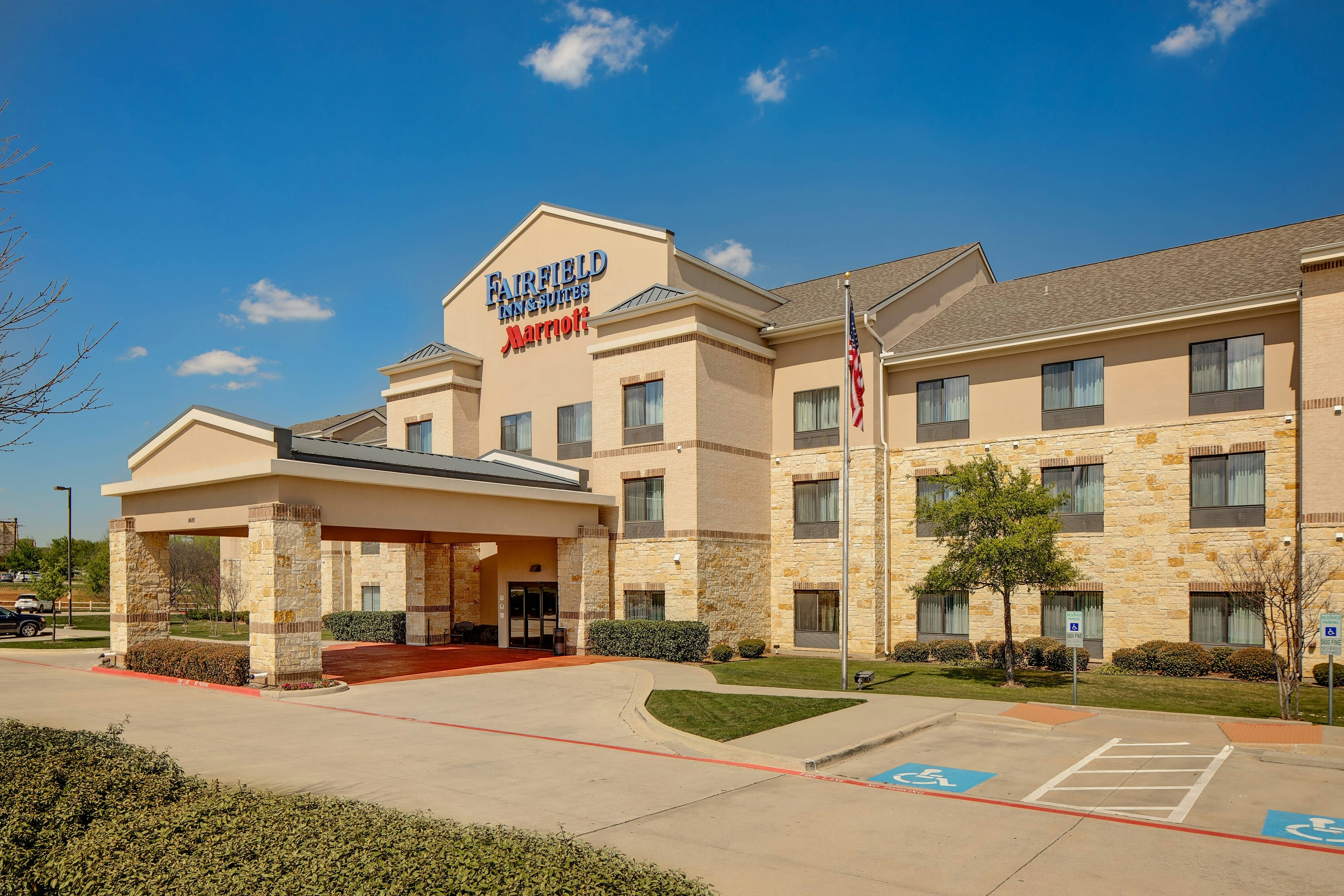Fairfield Inn Suites By Marriott Dallas Mansfield 31/32