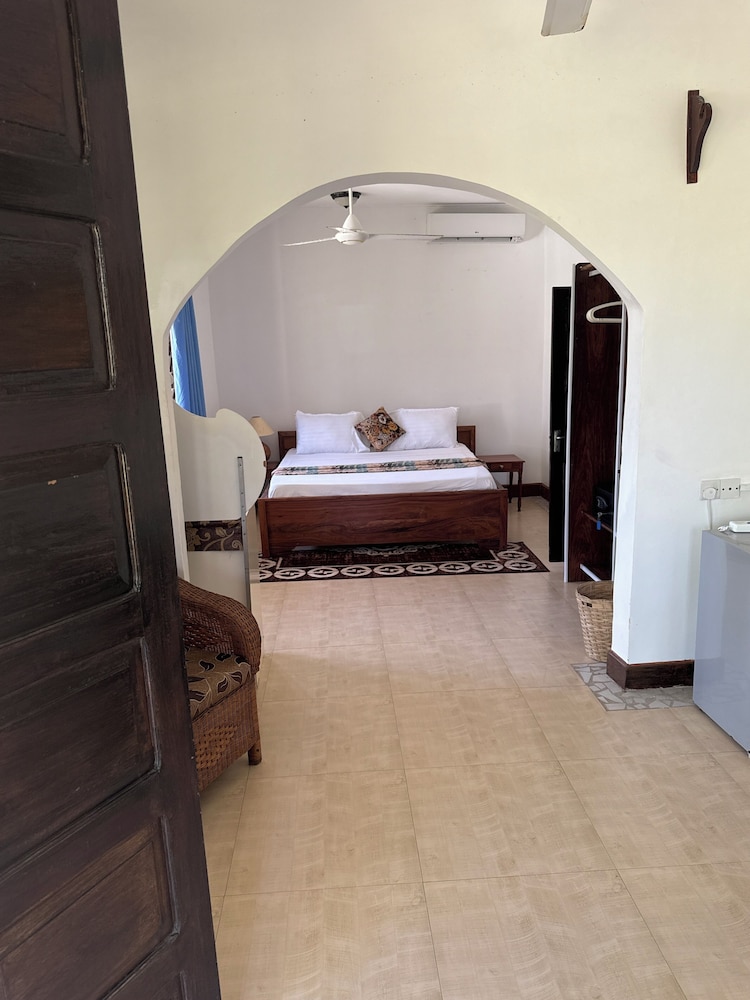Room at Zanzinite Beach Spa Hotel, BWEJUU