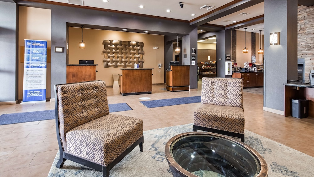 Best Western Plus Williston Hotel & Suites 7/50
