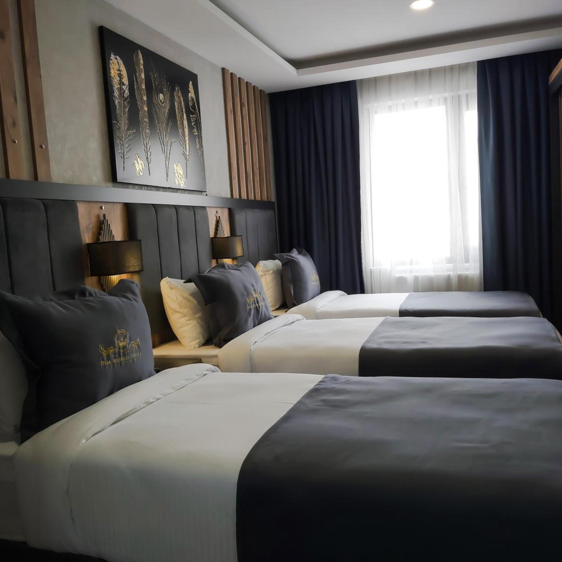 Rua World Hotel 7/45