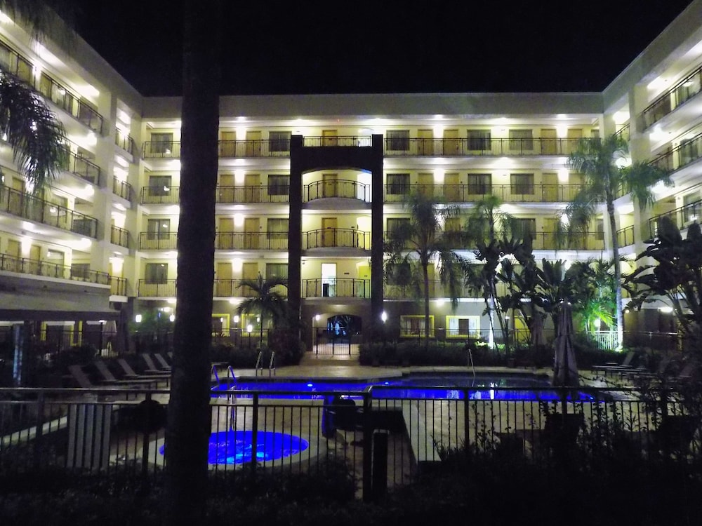 Best Western Plus Deerfield Beach Hotel & Suites in DEERFIELD BEACH - FL