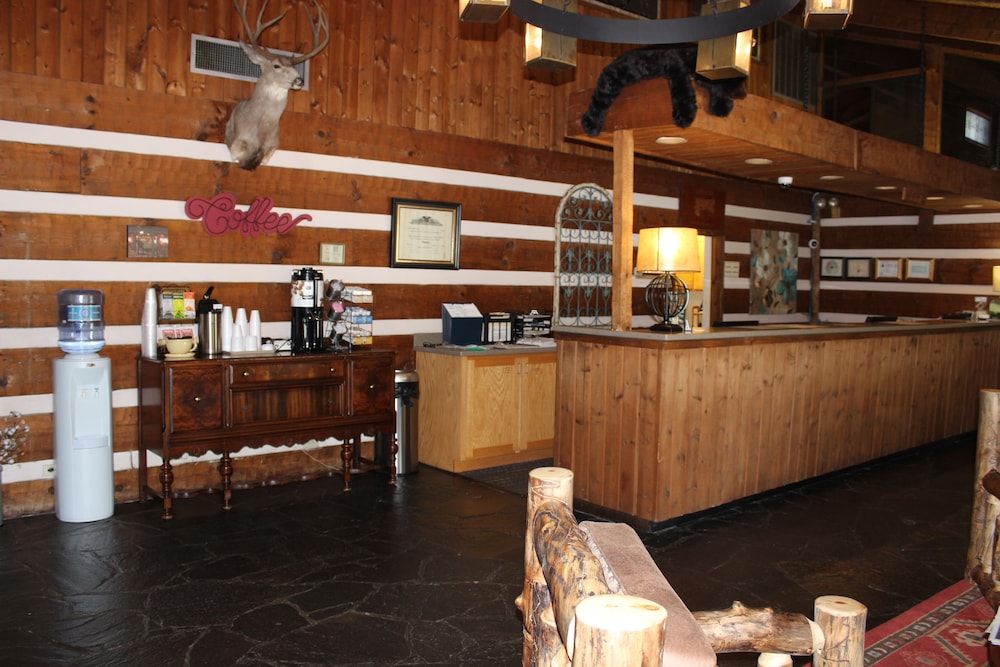 GREAT SMOKIES INN CHEROKEE 32/36