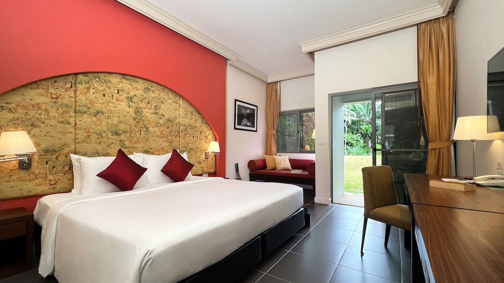 STANDARD, KING BED, GARDEN WING