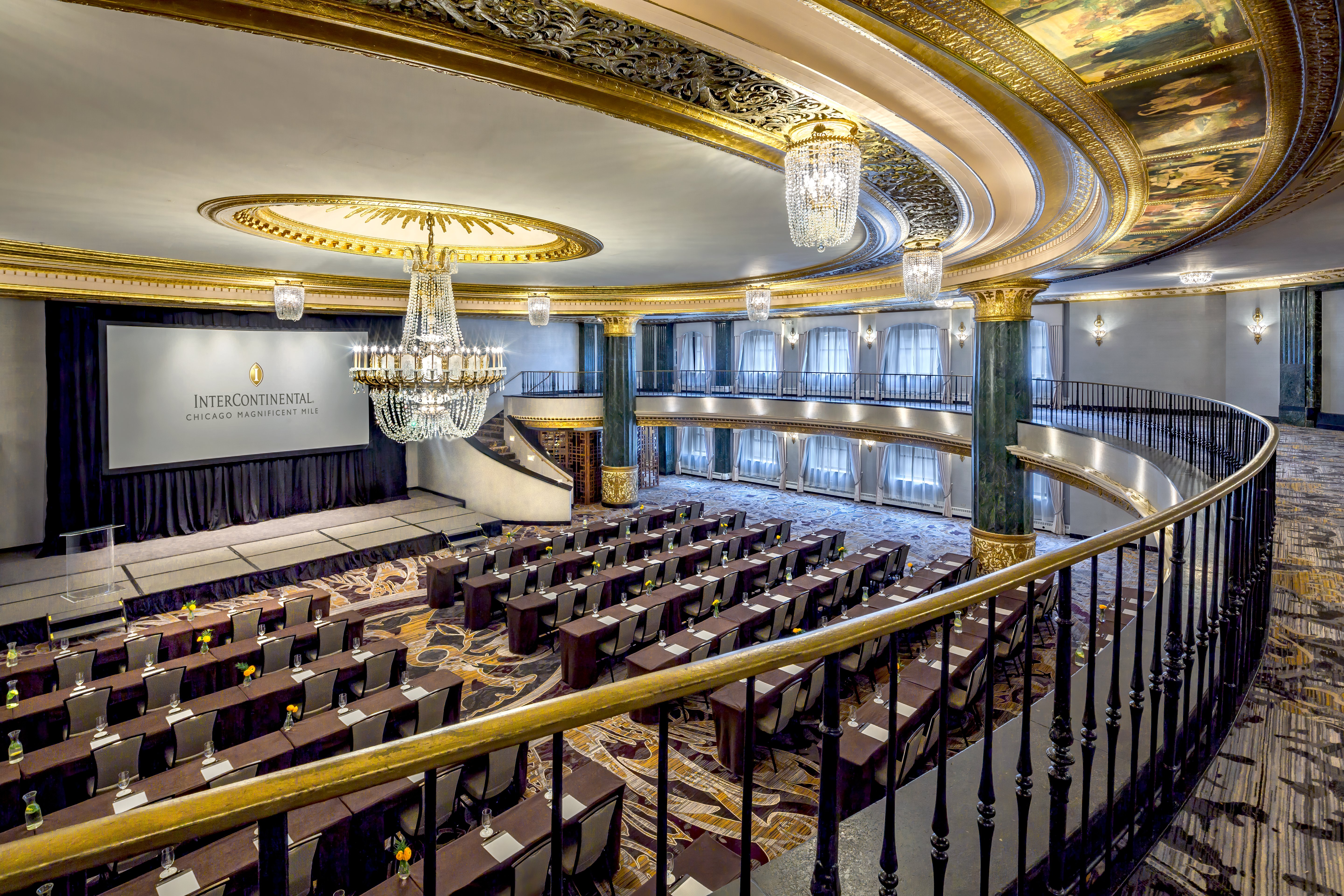 Intercontinental Chicago Magnificent Mile 32/50