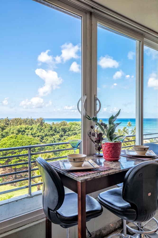 Castle Waikiki Grand Hotel 47/70